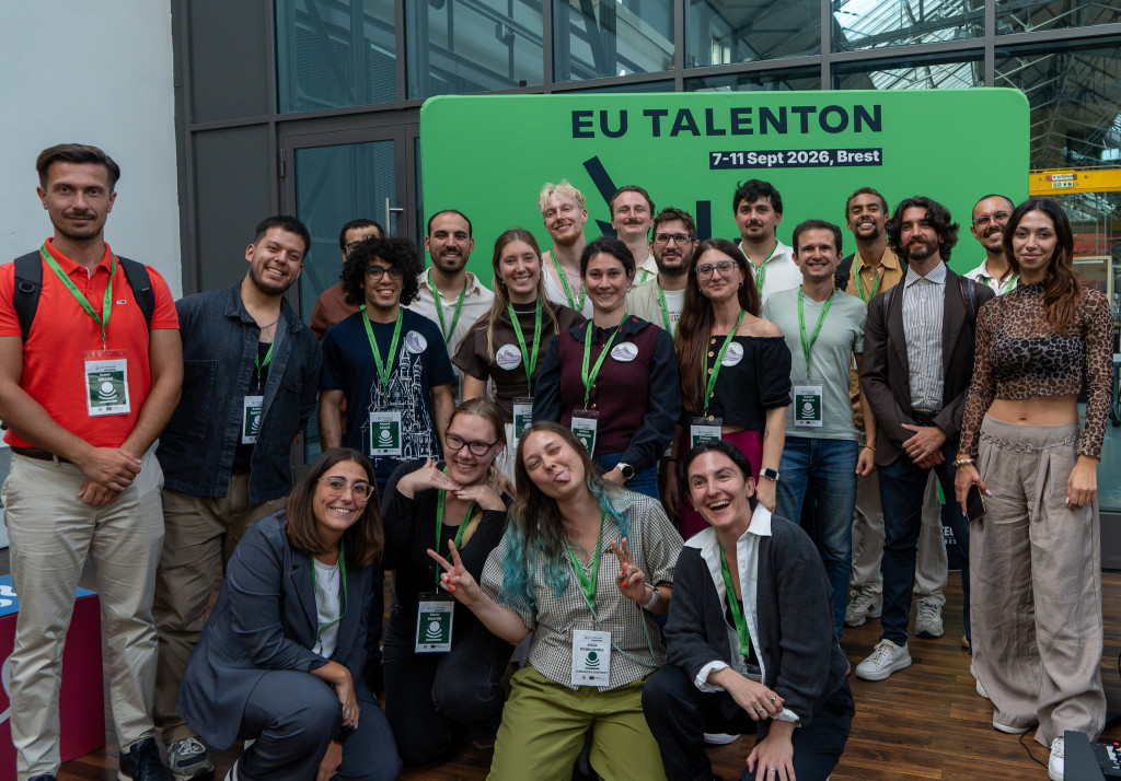 Groupe de participants réunis dans le cadre de l’EU TalentOn.
