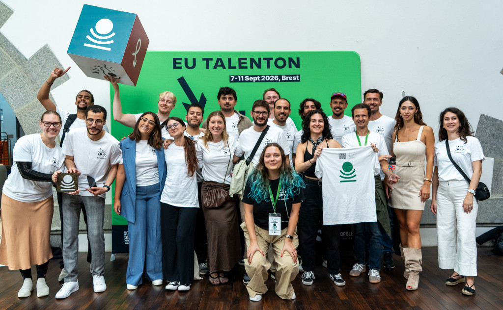 Groupe de participants réunis dans le cadre de l’EU TalentOn.