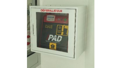 Information aux technopolitains du site : un défibrilateur est installé dans les locaux de la Maison du Technopôle